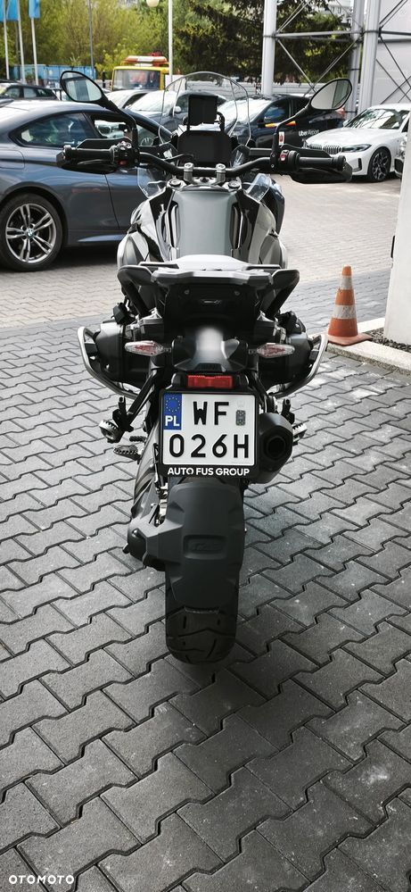 BMW R - 8