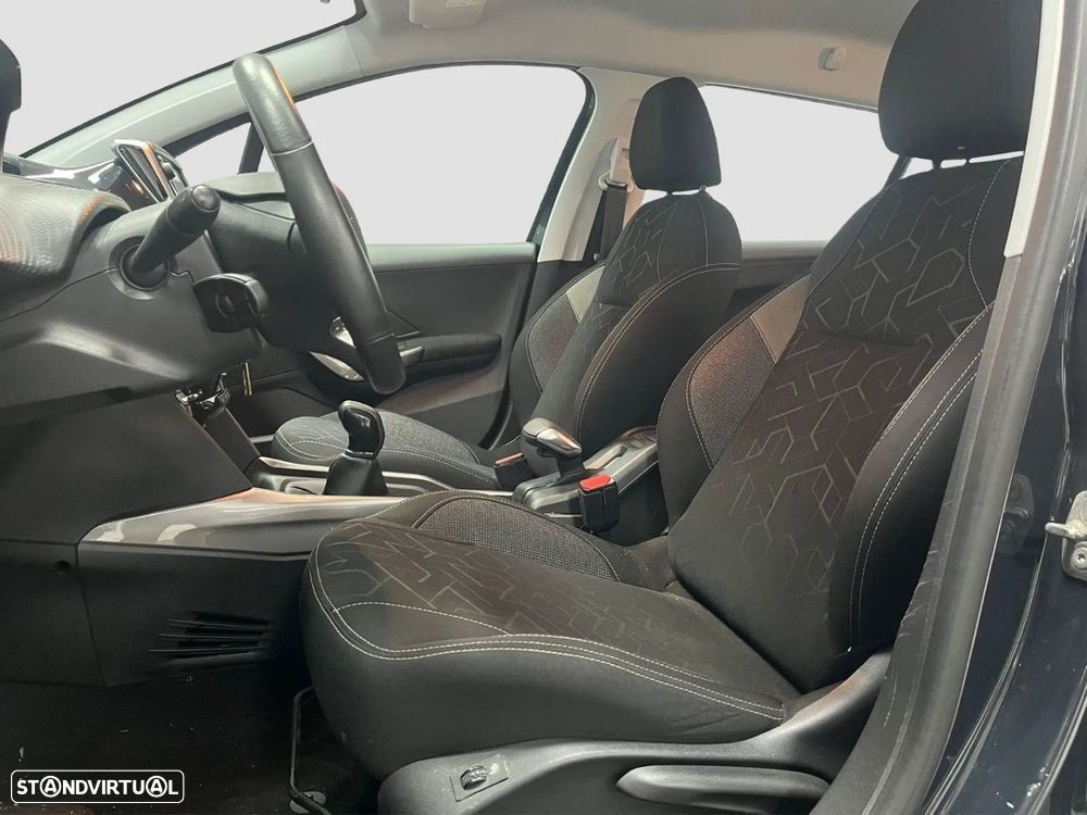 Peugeot 2008 1.2 PureTech Active - 7