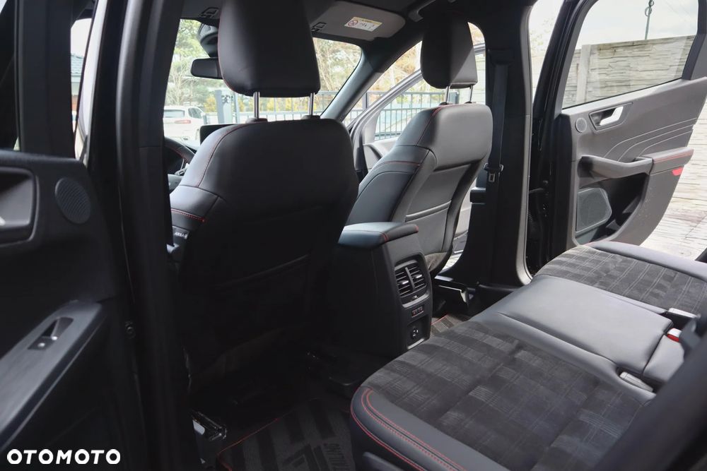 Ford Kuga 2.0 EcoBlue 4x4 ST-LINE X - 19