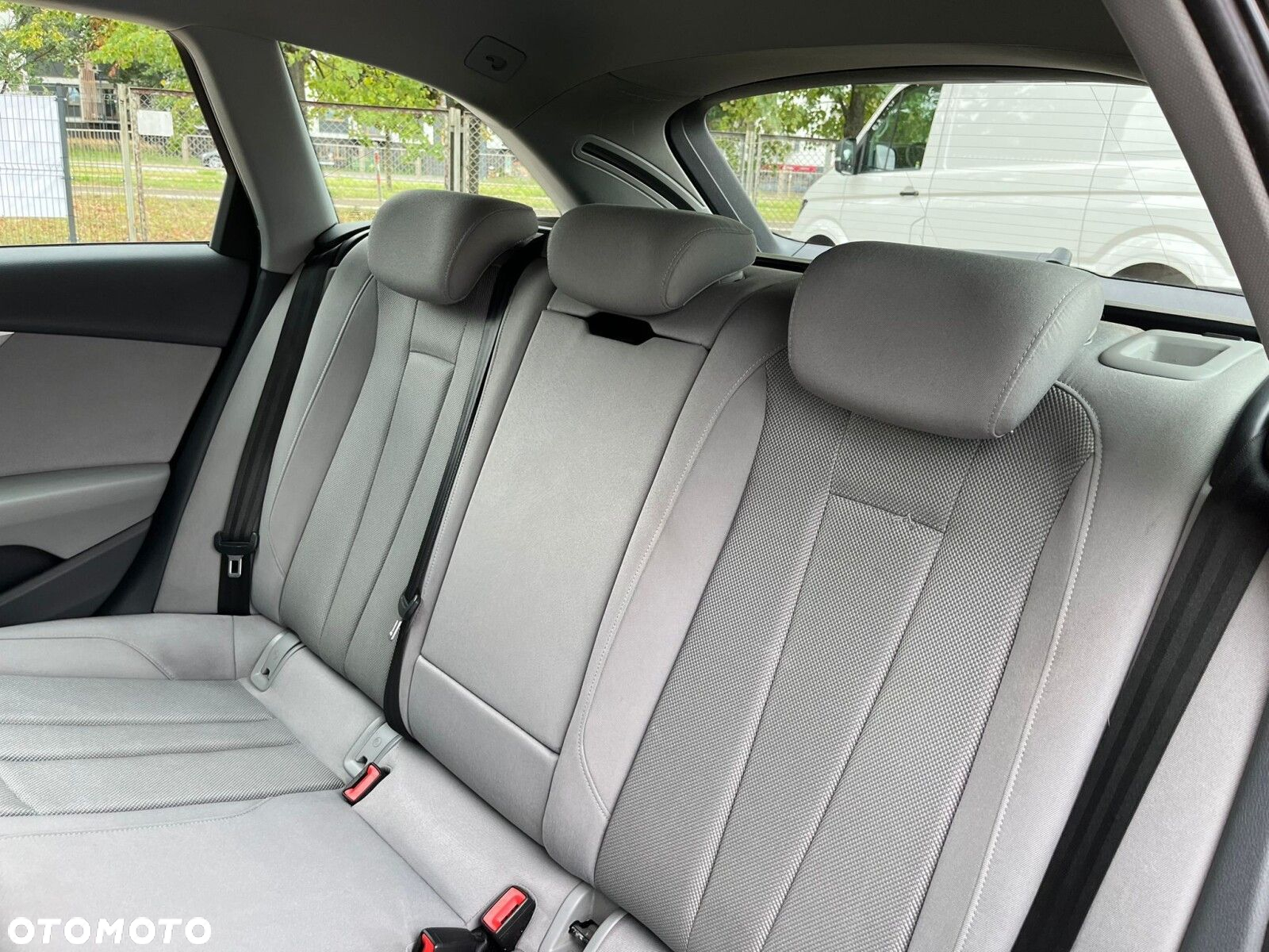 Audi A4 Allroad - 30