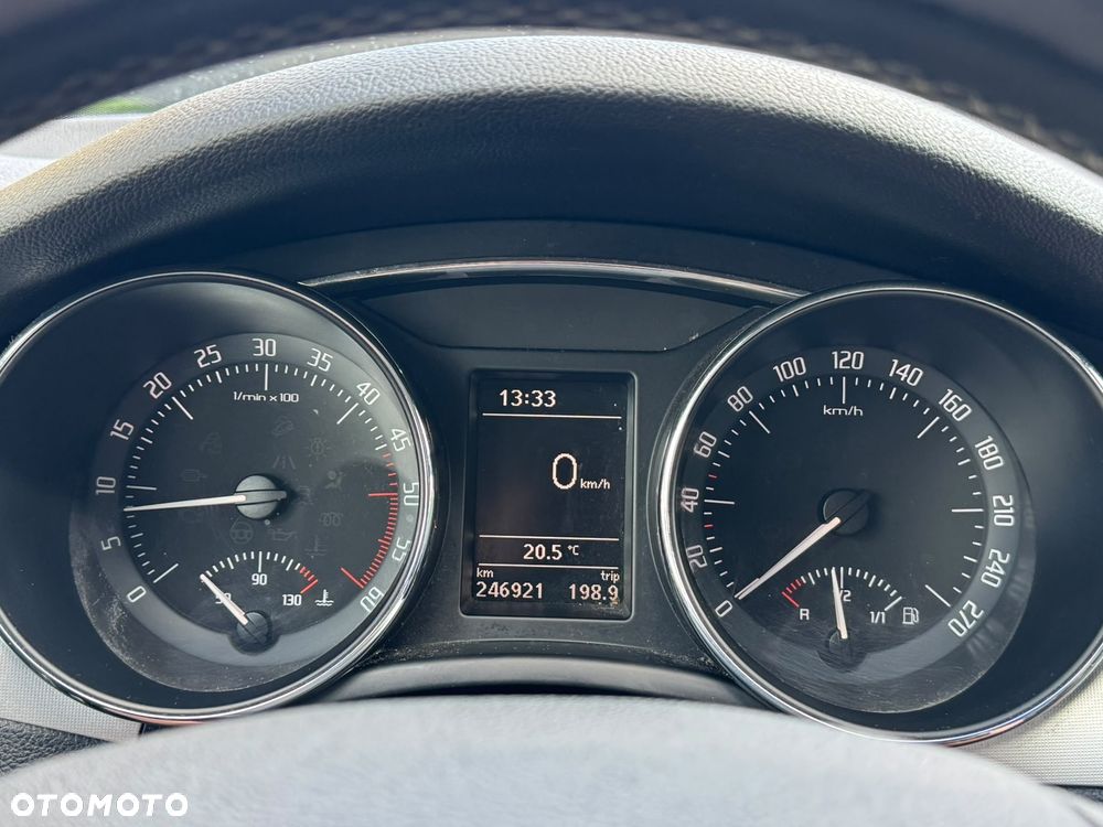 Skoda Superb 2.0 TDI Elegance - 14