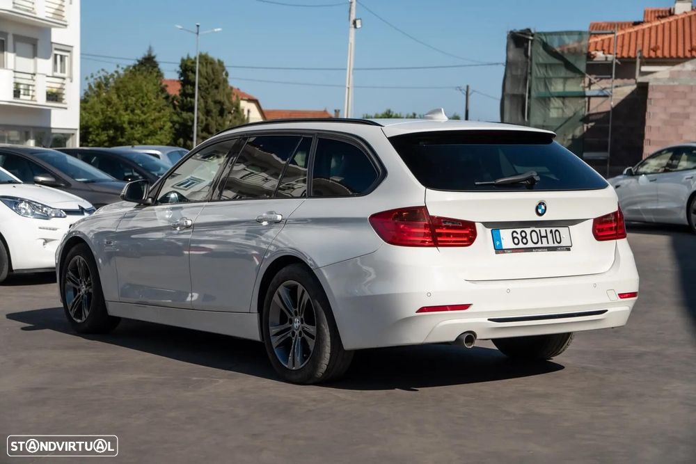 BMW 320 d Auto Line Sport - 12