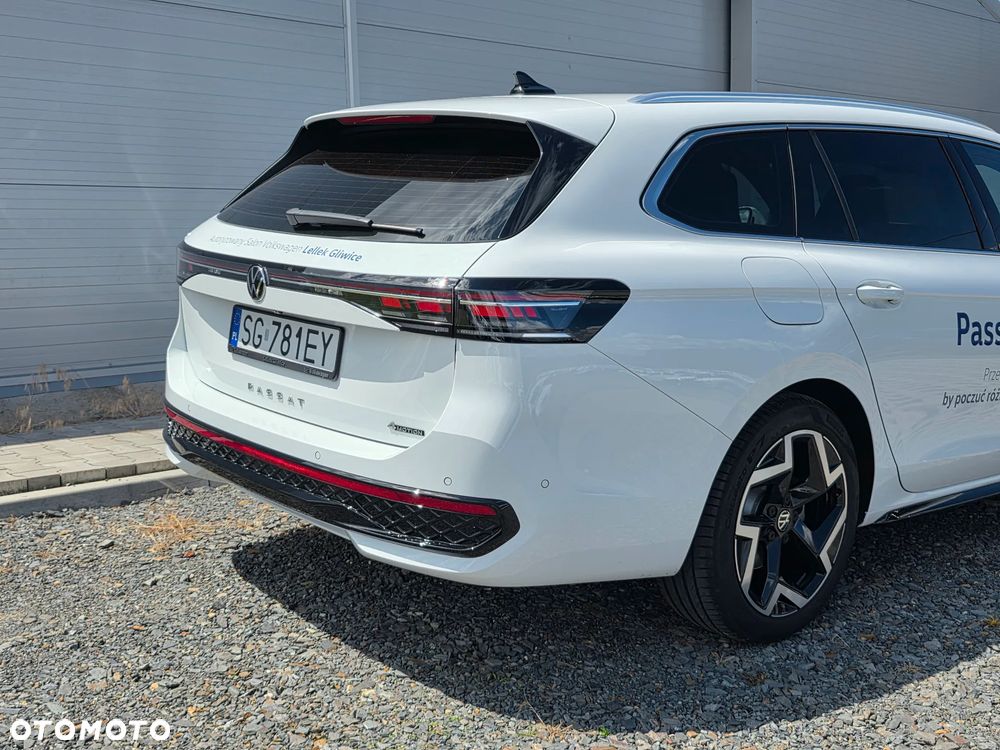 Volkswagen Passat - 16