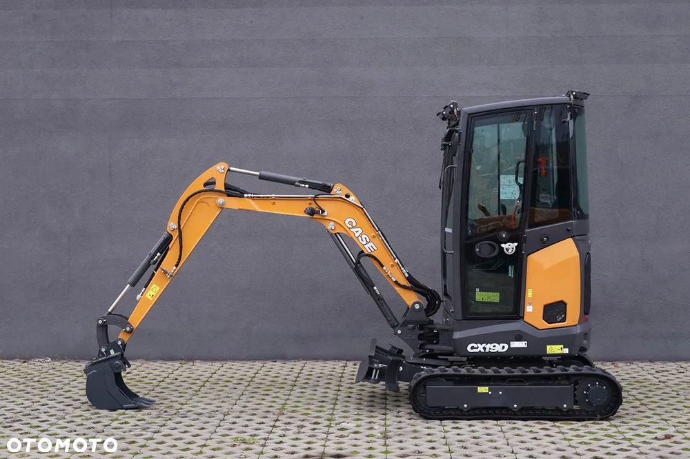 Case CX19D nowa nieużywana od autoryzowanego dealera - 4