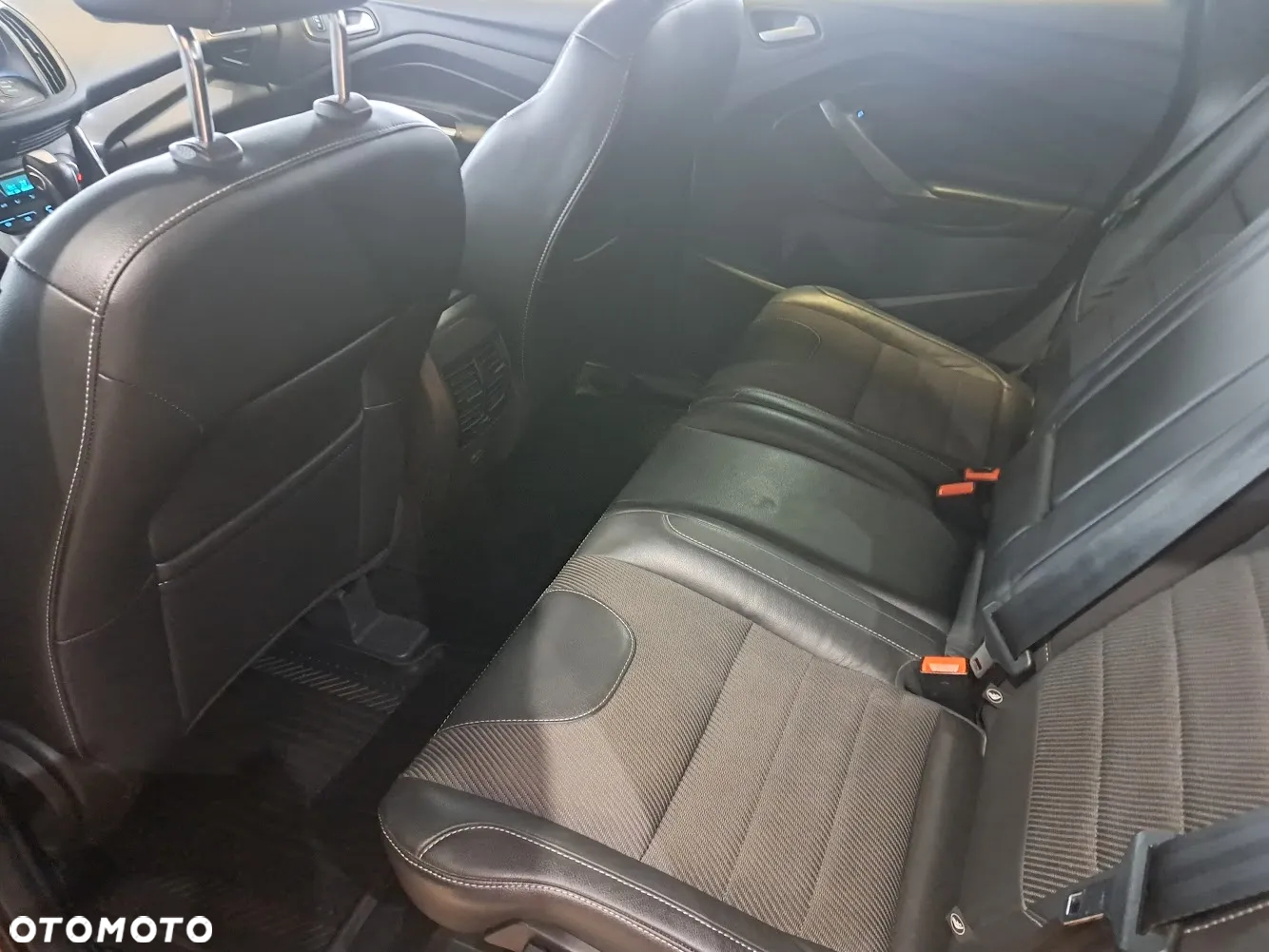 Ford Kuga 1.5 EcoBoost 4WD Titanium Plus - 15