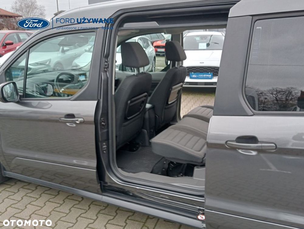 Ford Tourneo Connect - 23