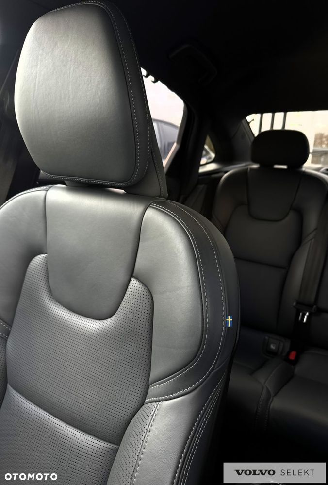 Volvo S90 - 38