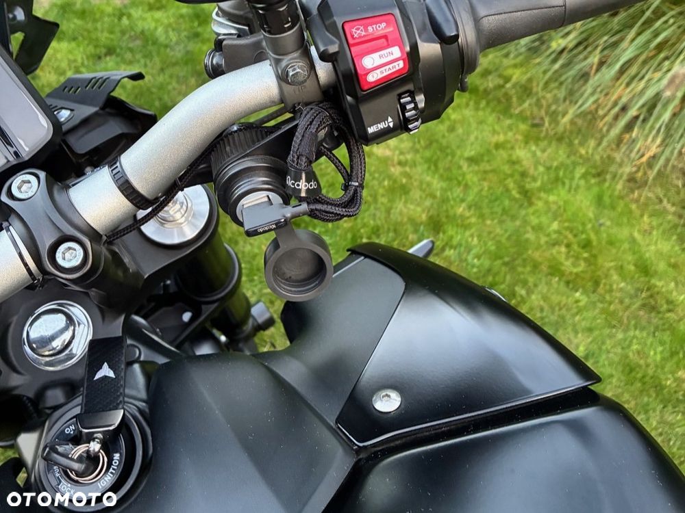 Yamaha MT - 21