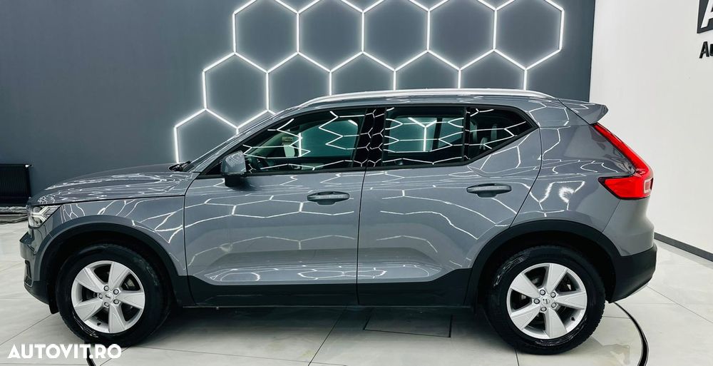 Volvo XC 40 T3 Momentum - 37