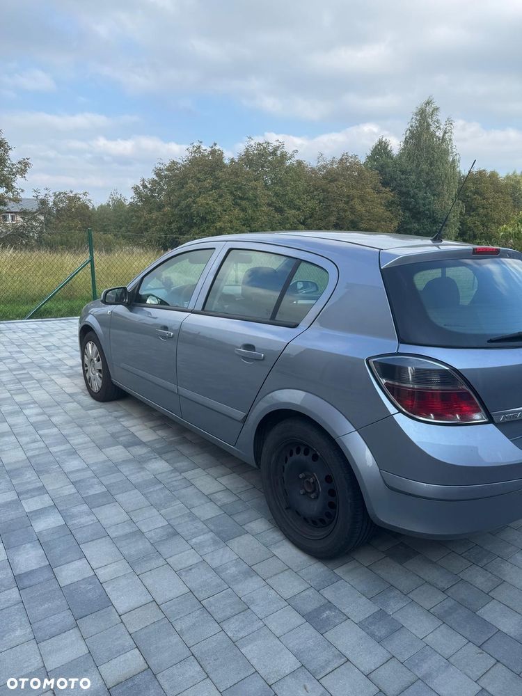 Opel Astra III 1.4 Enjoy - 1