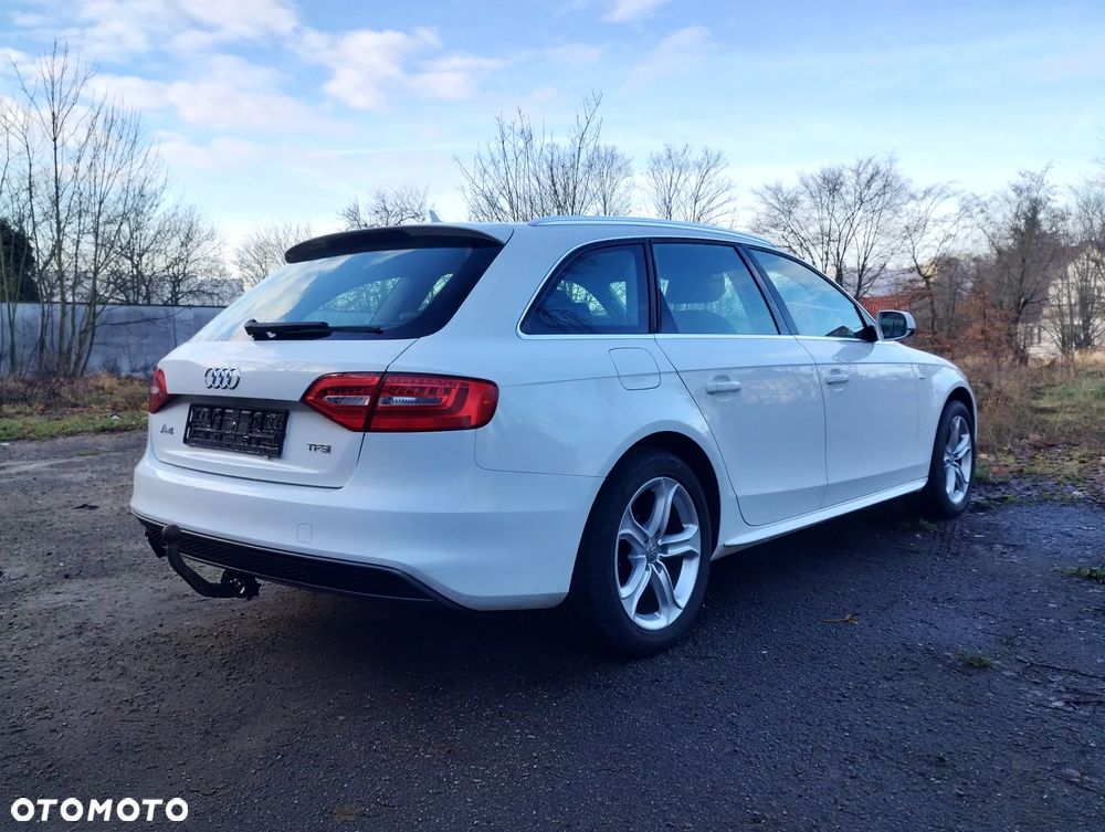 Audi A4 Avant 1.8 TFSI S line Sportpaket - 4