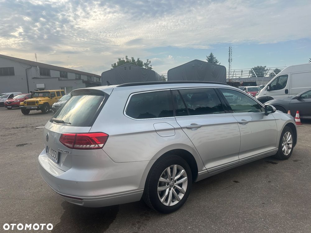 Volkswagen Passat 2.0 TDI BMT SCR Comfortline DSG7 - 13