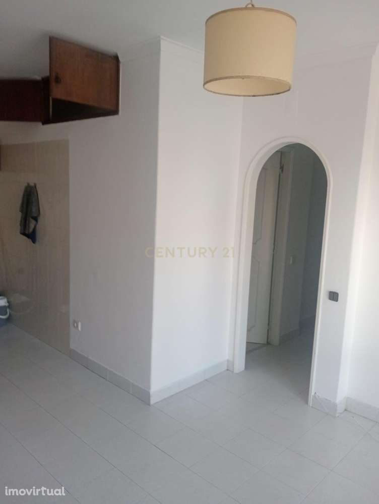 T1 Usado Centro Almada - Oportunidade Única! - Grande imagem: 4/12