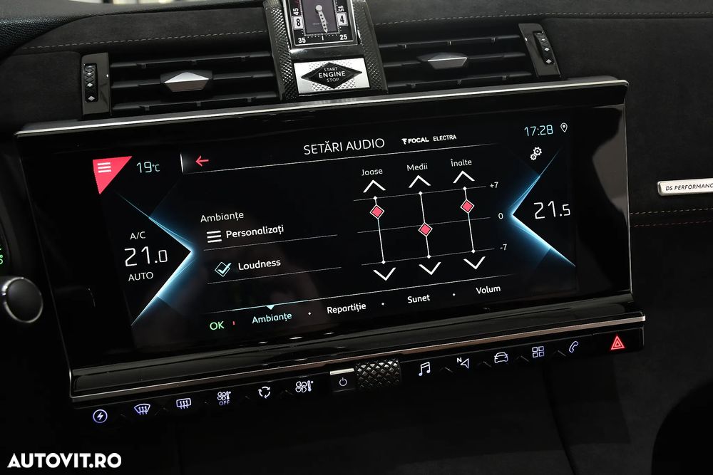 DS Automobiles DS 7 Crossback 1.6 PHeV AWD 300 EAT8 PERFORMANCE LINE + - 40