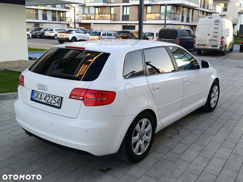 Audi A3 Sportback 1.4 TFSI Attraction - 10