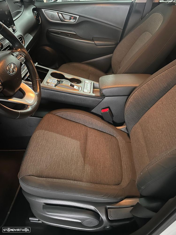 Hyundai Kauai Business - 8