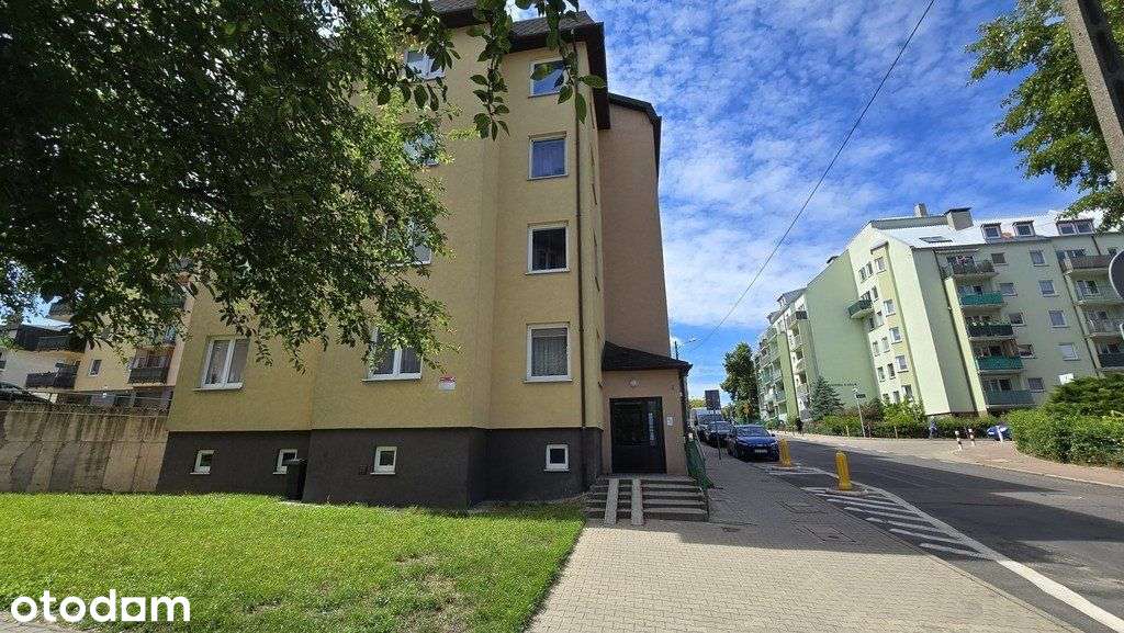 Rozkładowe 3 pokojowe mieszkanie z balkonem