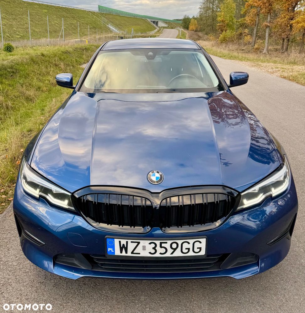 BMW Seria 3 318i - 1
