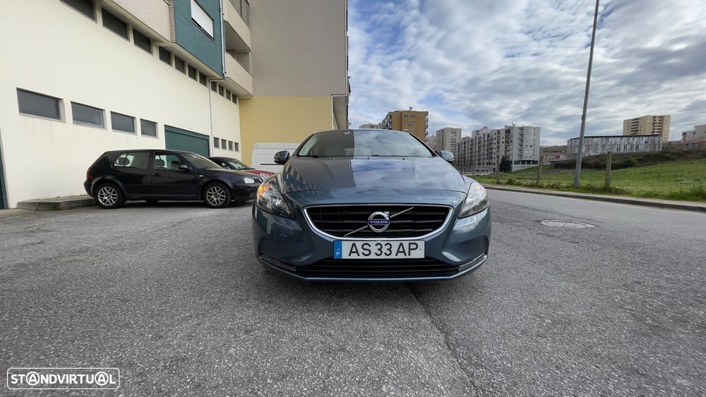 Volvo V40 D2 Kinetic - 27