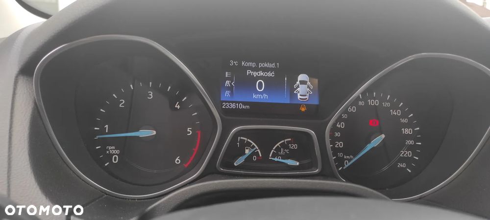 Ford Focus 1.5 TDCi Titanium - 16