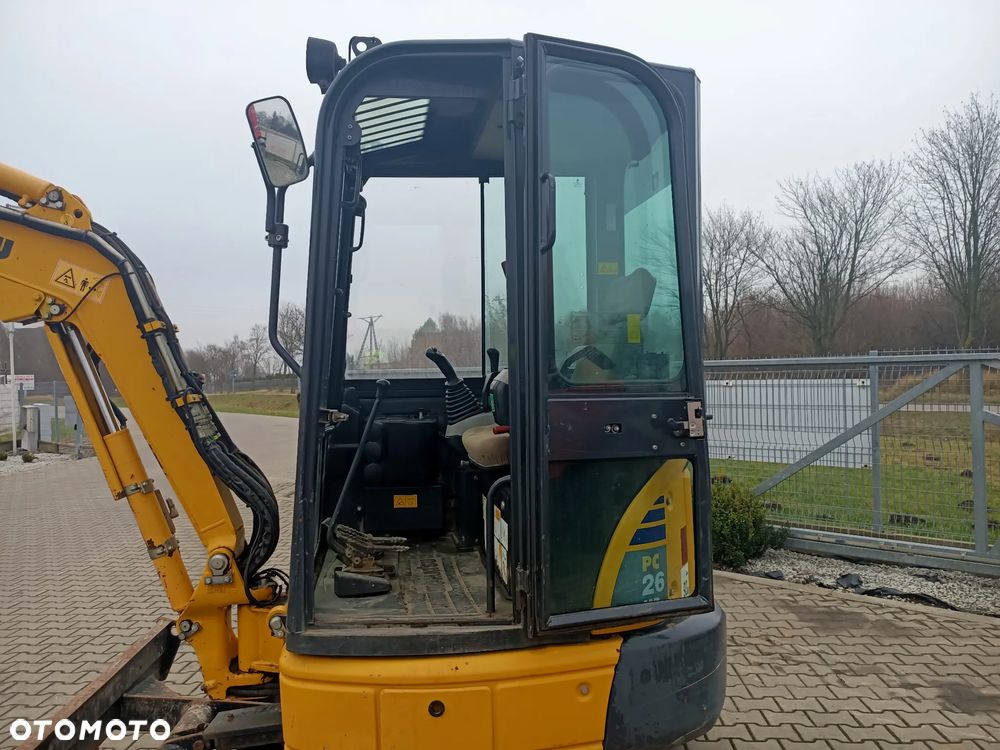 Komatsu PC26MR-3 - 5