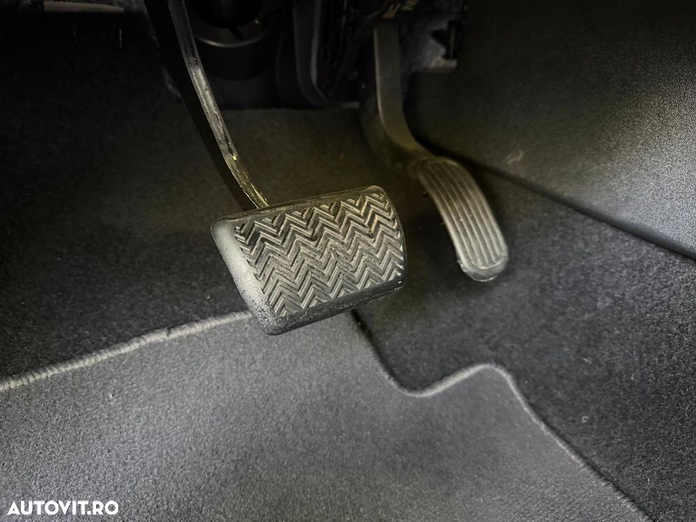 Toyota C-HR 1.2 Turbo 4x2 CVT C-enter - 7