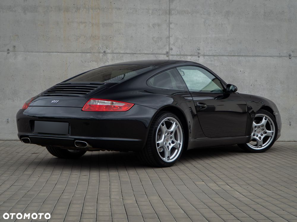 Porsche 911 Carrera Tiptronic S - 8