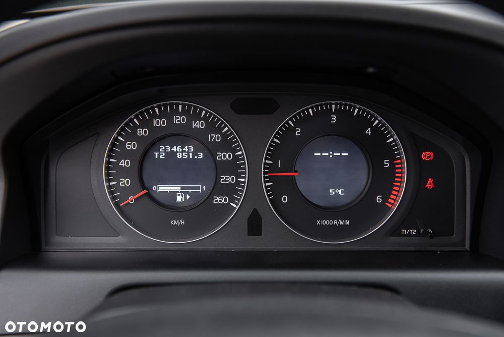 Volvo XC 60 2.4D DRIVe Summum - 18