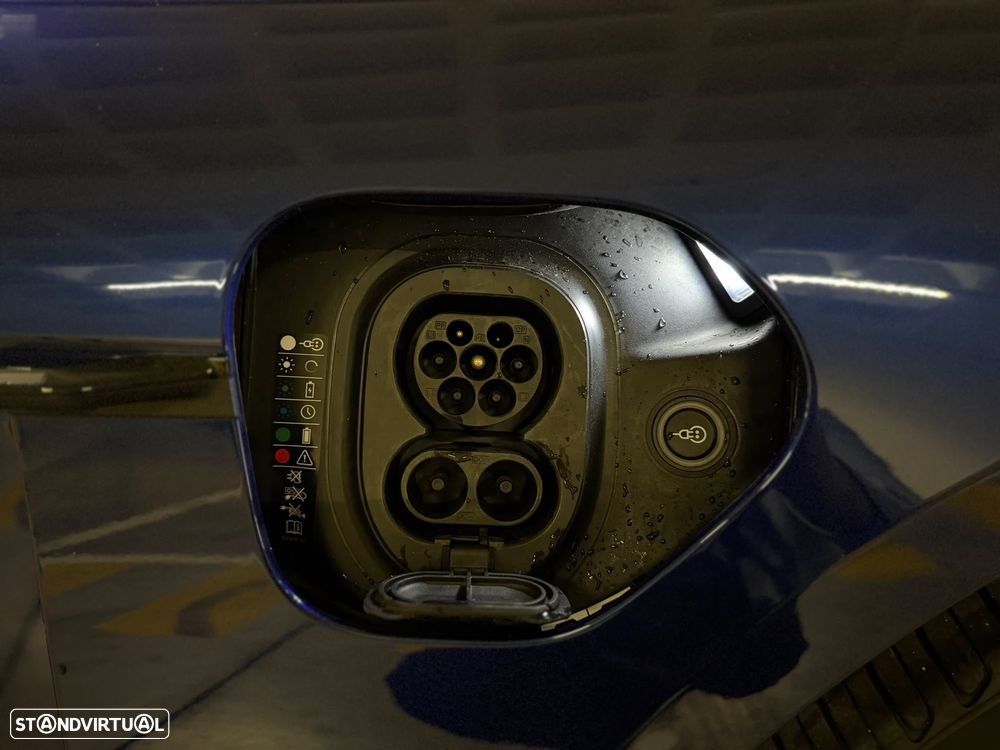 Porsche Taycan 4S - 23