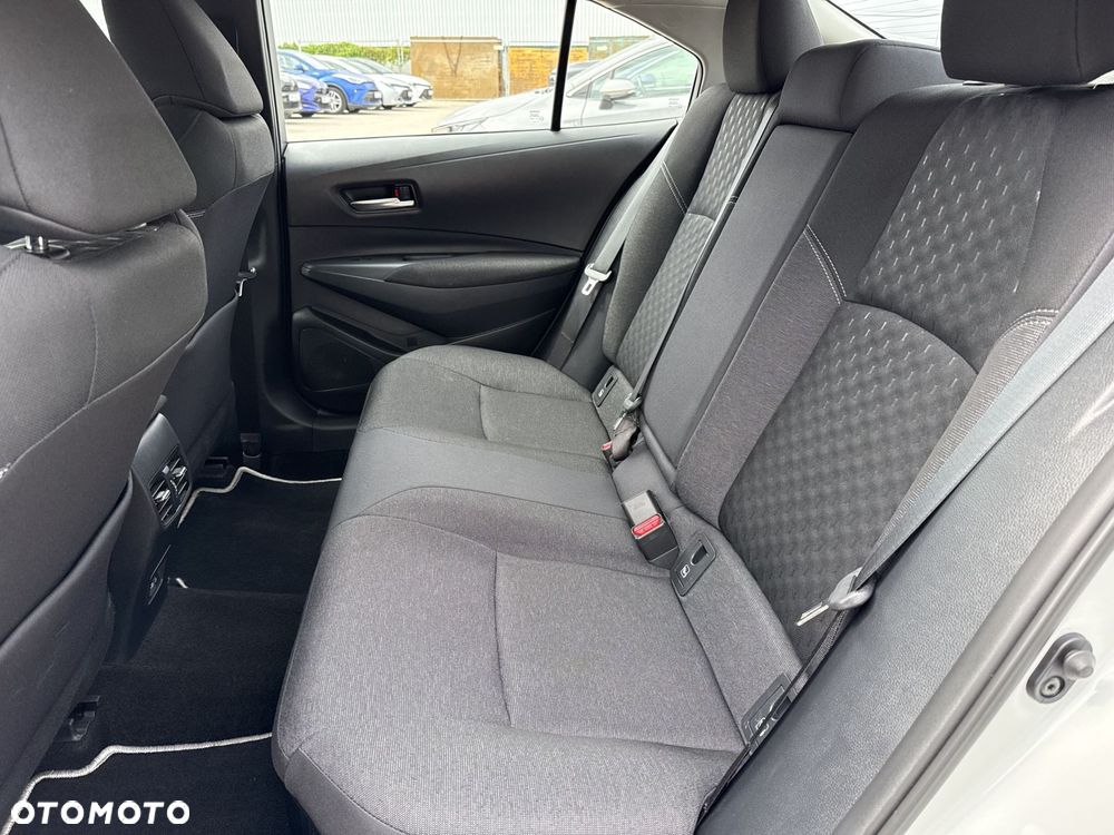 Toyota Corolla 1.8 Hybrid Comfort - 12
