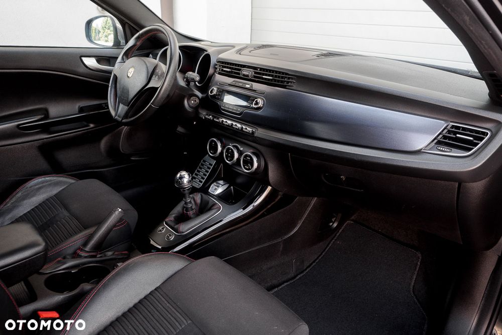 Alfa Romeo Giulietta 1.4 TB 16V Turismo - 26