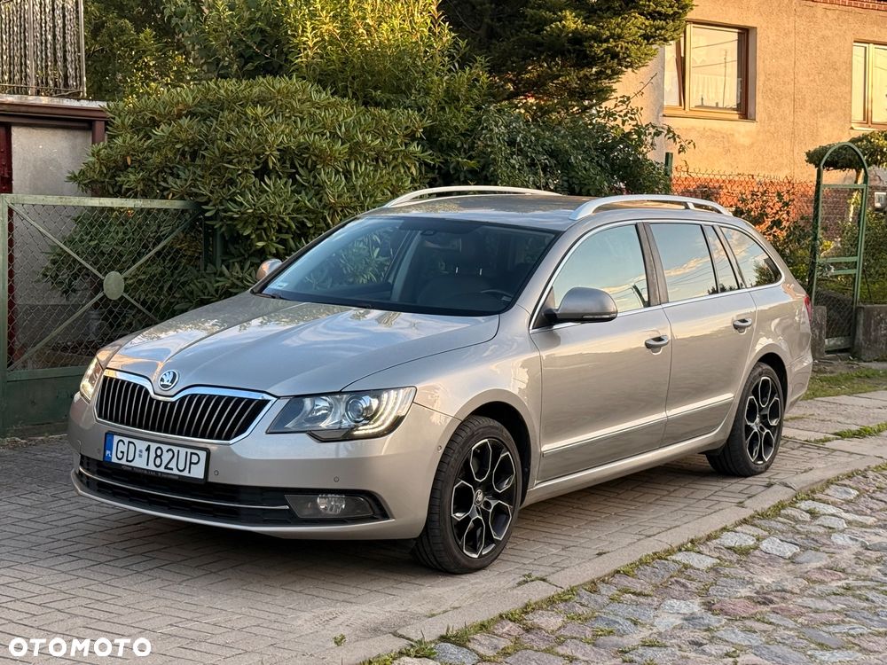 Skoda Superb 2.0 TDI L&K DSG - 15