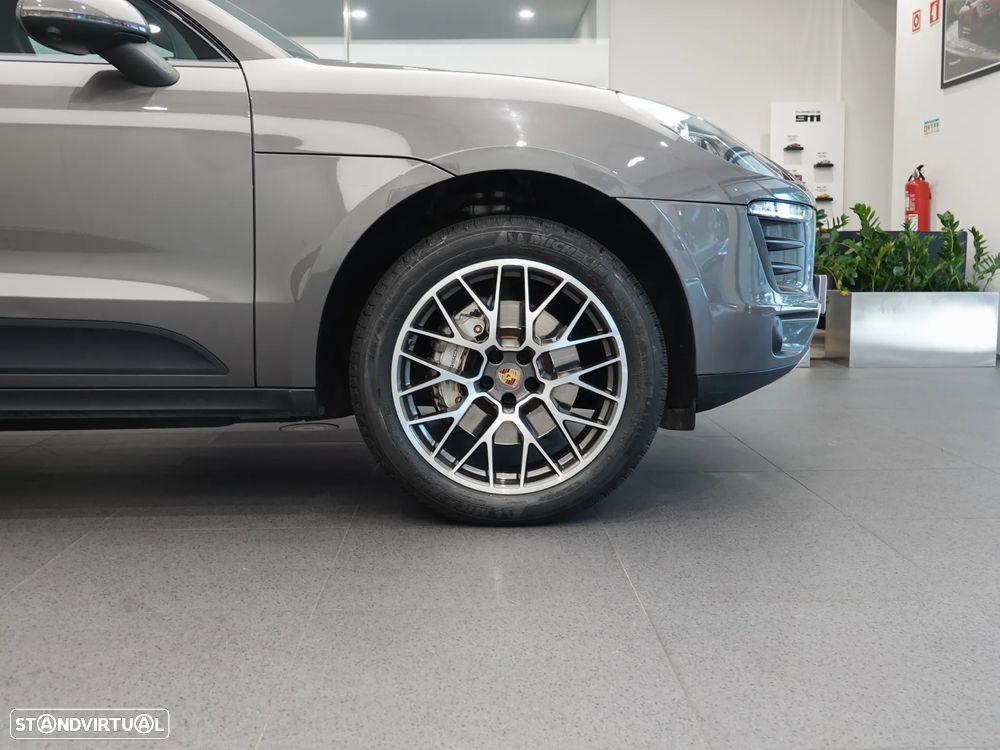 Porsche Macan S - 10
