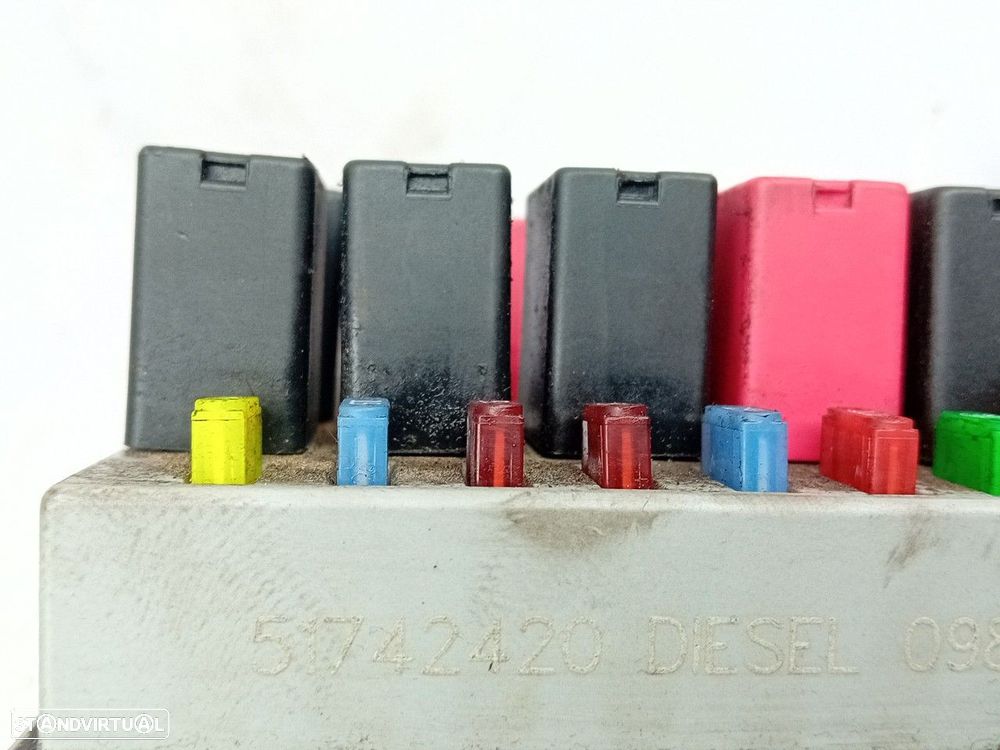 Caixa fusíveis / SAM / BSI ALFA ROMEO GT (937_) - 3