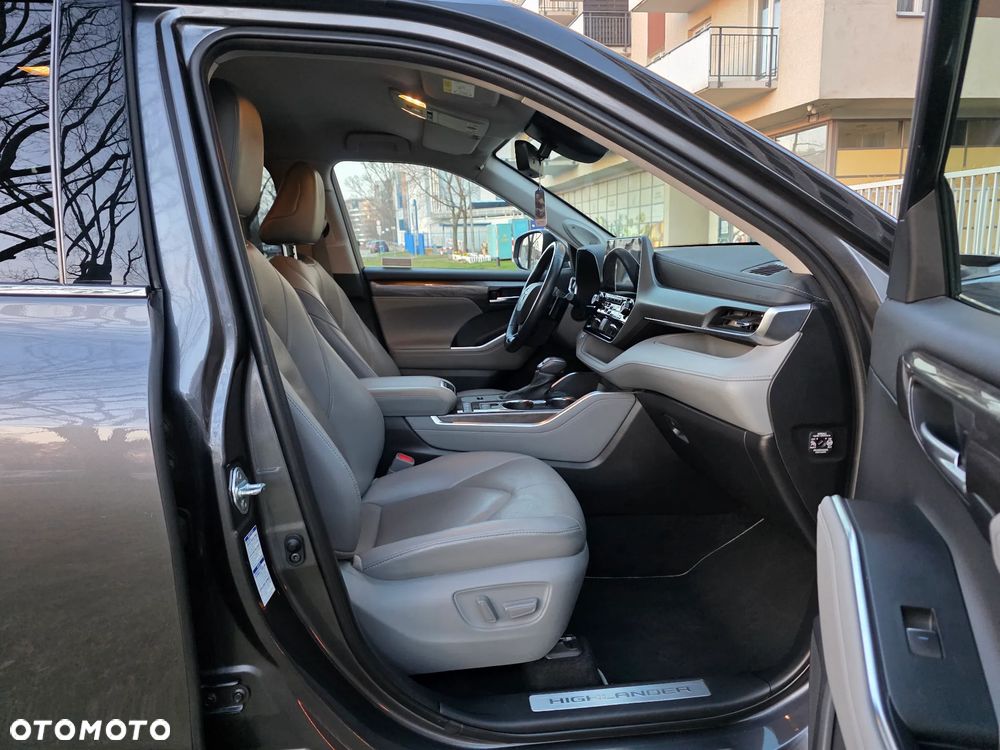 Toyota Highlander 2.5 Hybrid Prestige - 35