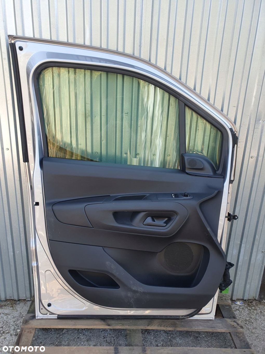 DRZWI LEWY PRZÓD KPL PEUGEOT RIFTER KCA - 2