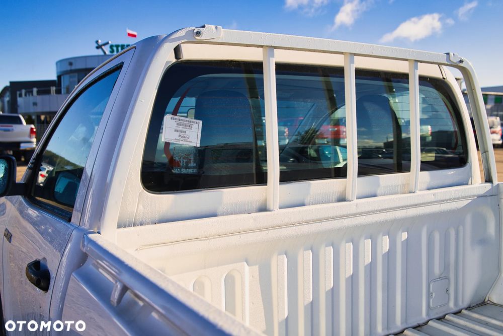 Toyota Hilux 2.4 D-4D Single Cab DL 4x2 - 7