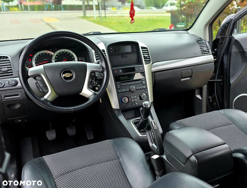 Chevrolet Captiva 2.4 4WD 7 Sitzer LT - 22