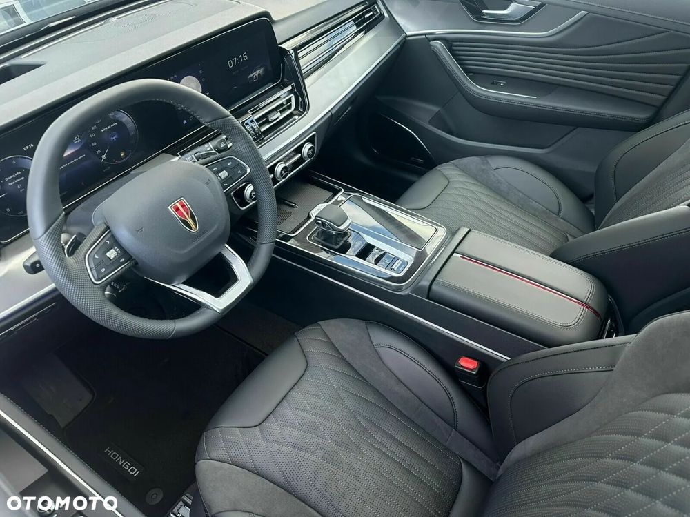 Hongqi HS5 2.0T Executive AWD - 10