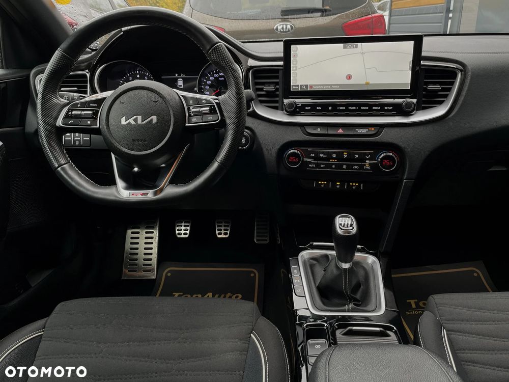 Kia ProCeed 1.5 T-GDI GT Line - 33