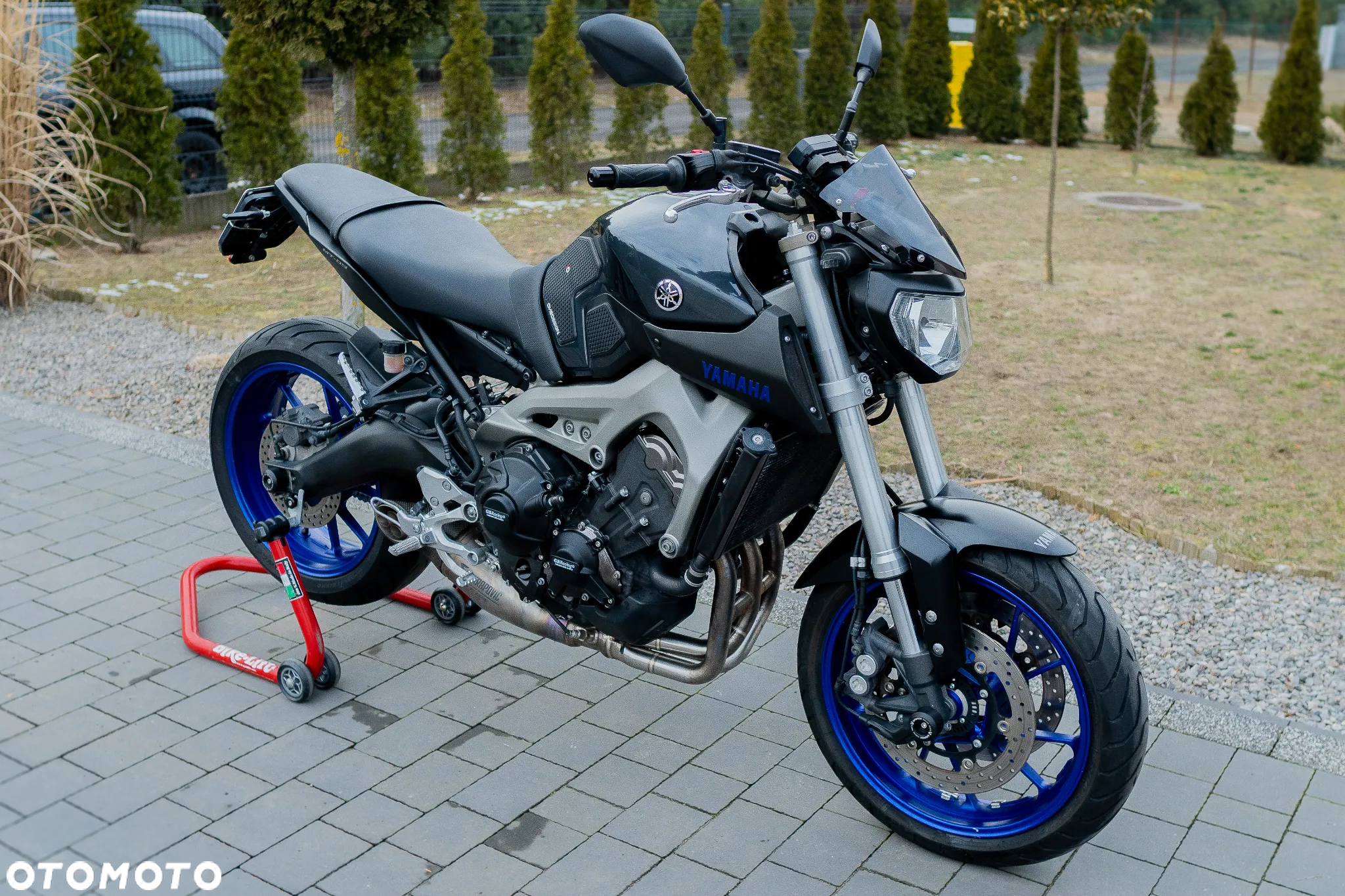 Yamaha MT - 2