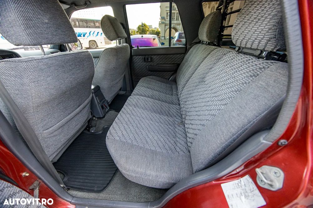 Toyota 4Runner - 12