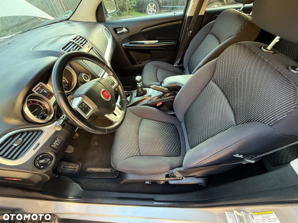 Fiat Freemont 2.0 Multijet Urban - 32