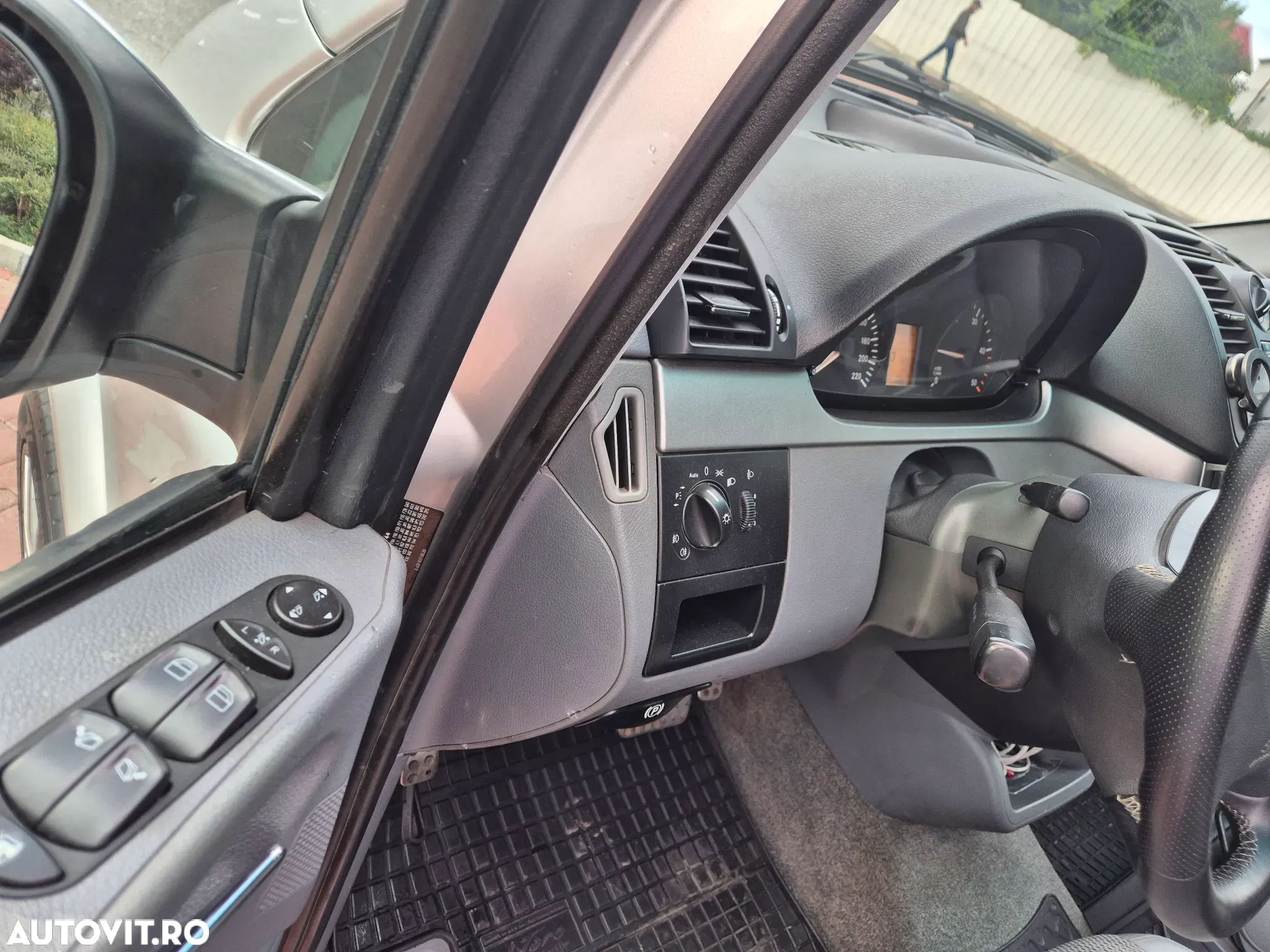 Mercedes-Benz Viano - 17