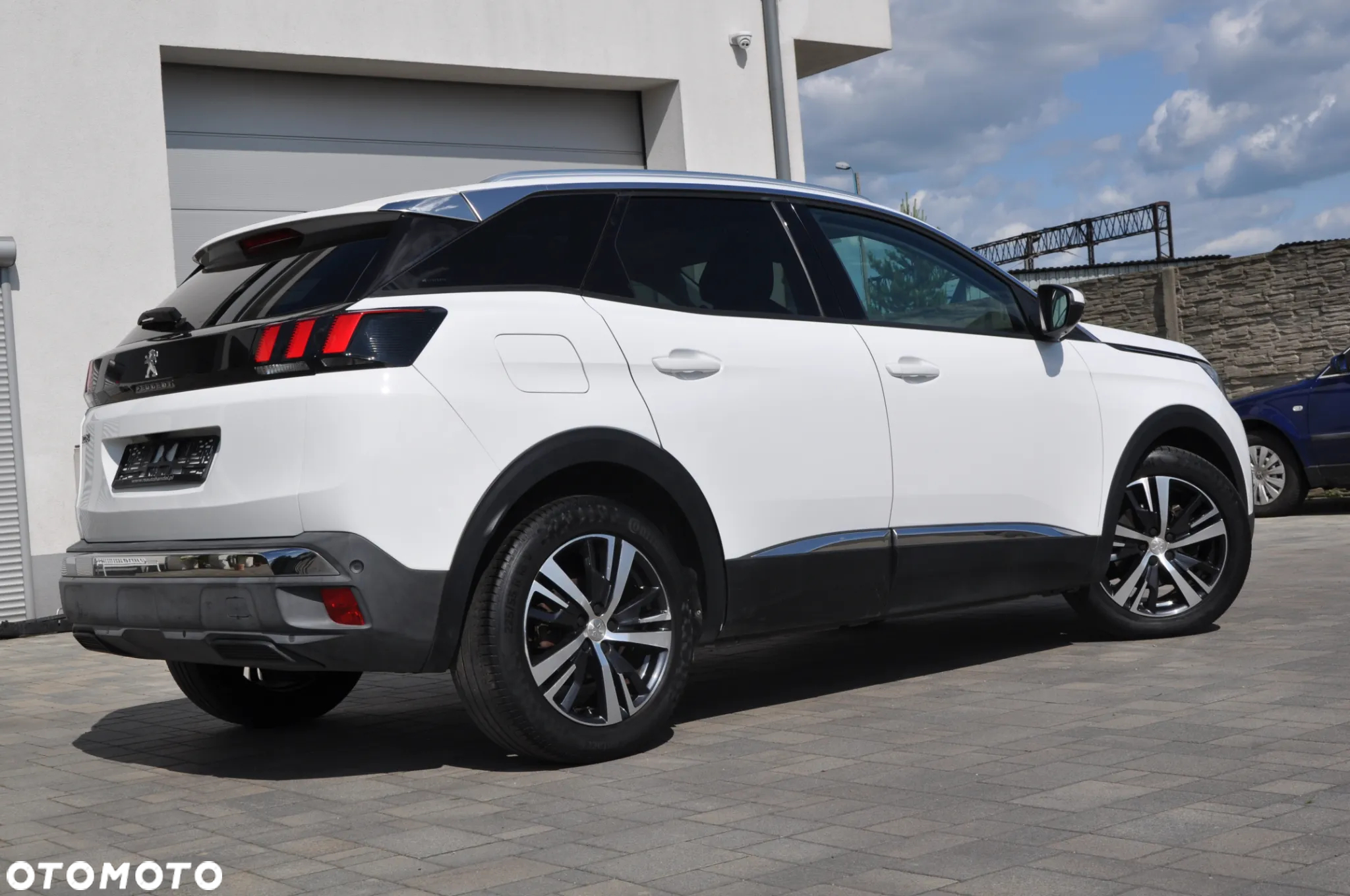 Peugeot 3008 1.5 BlueHDi Allure S&S - 14