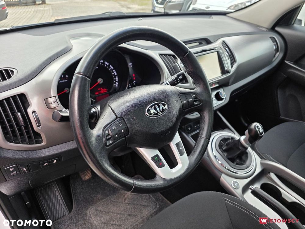 Kia Sportage - 16