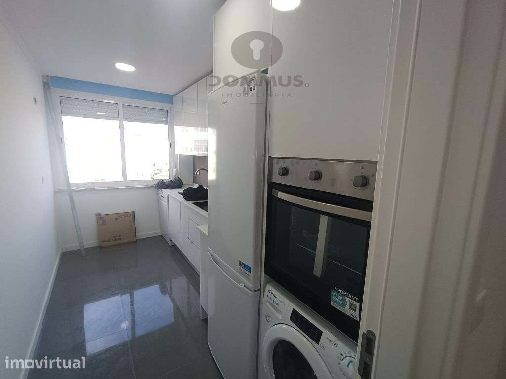 Apartamento T3 totalmente remodelado na Amadora - Grande imagem: 3/26