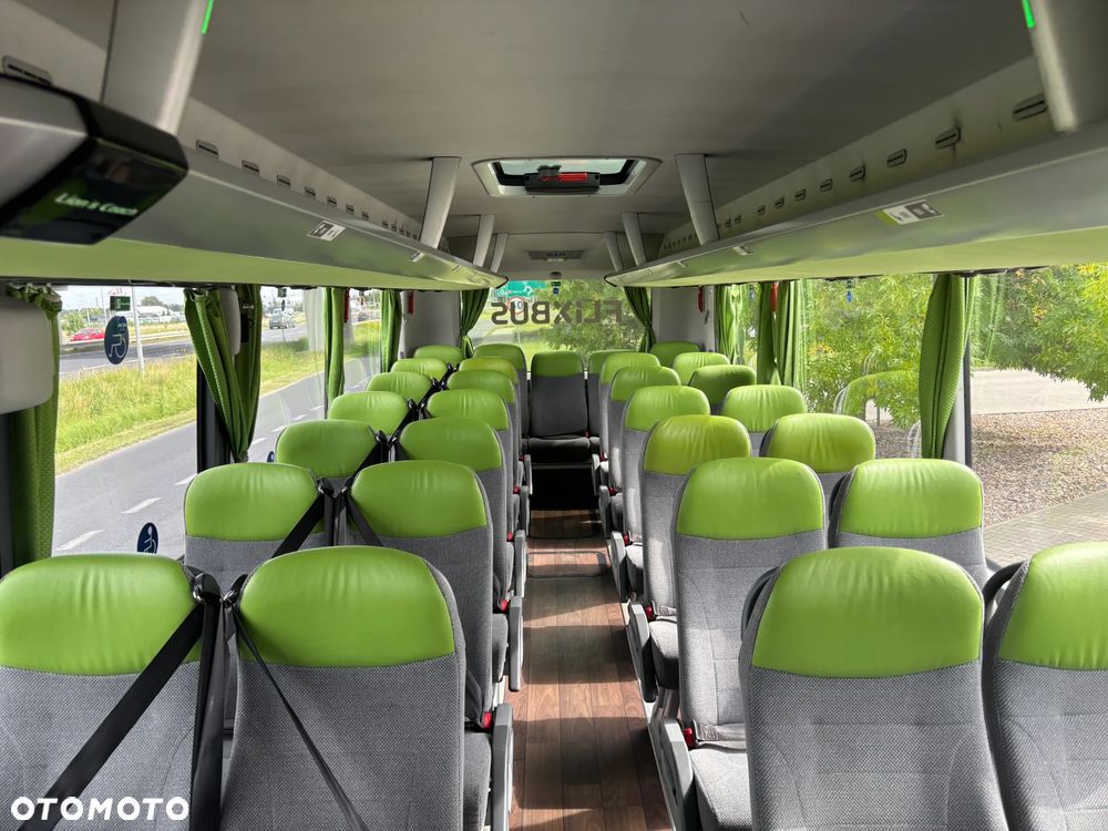 MAN R08 - 10