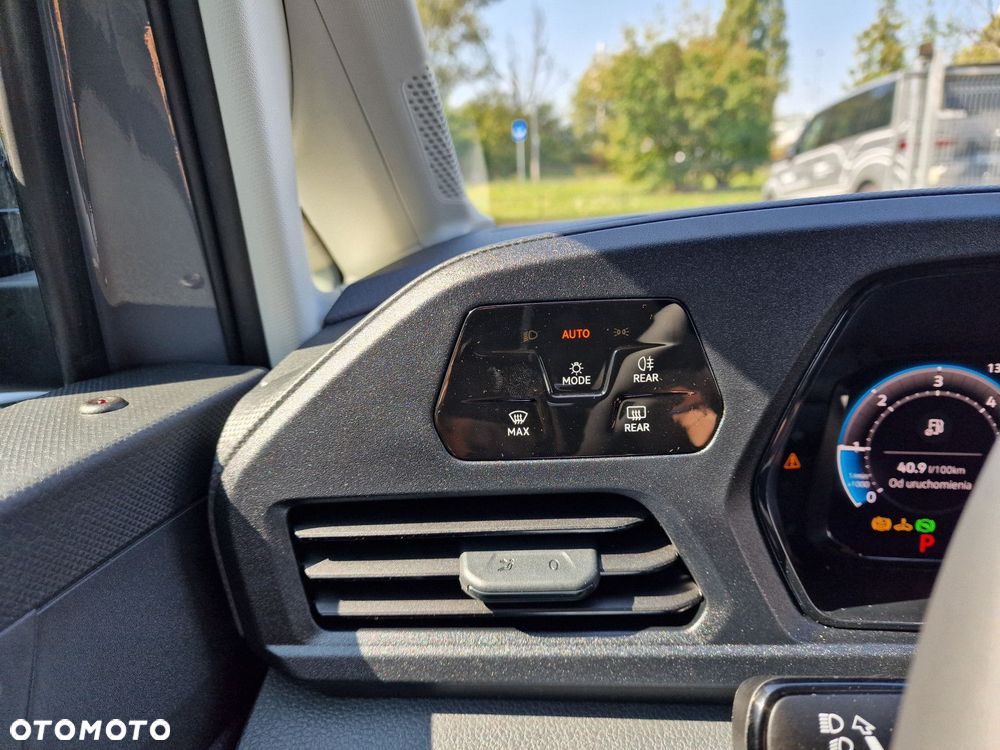 Volkswagen Caddy 2.0 TDI DSG - 23