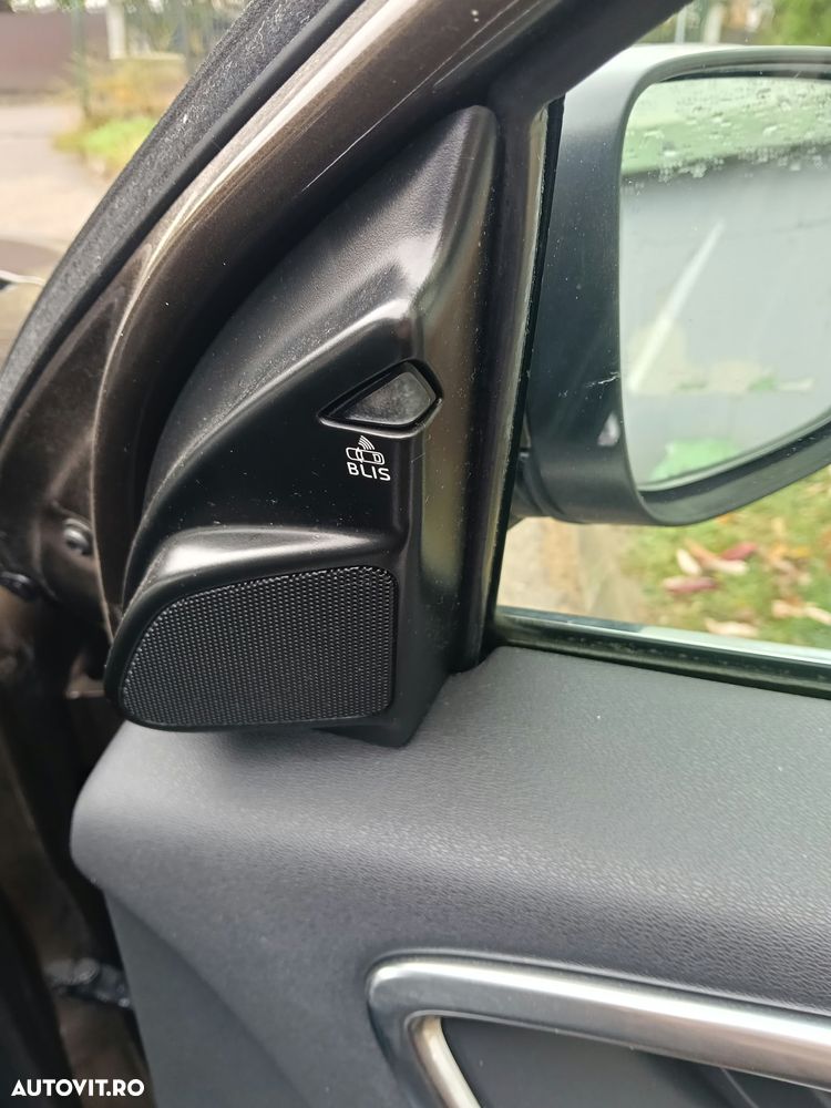 Volvo XC 60 - 18